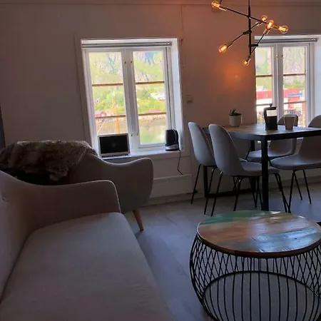 Super Cozy Fisherman Cabin/rorbu At Lofotens Best Spot アパート *