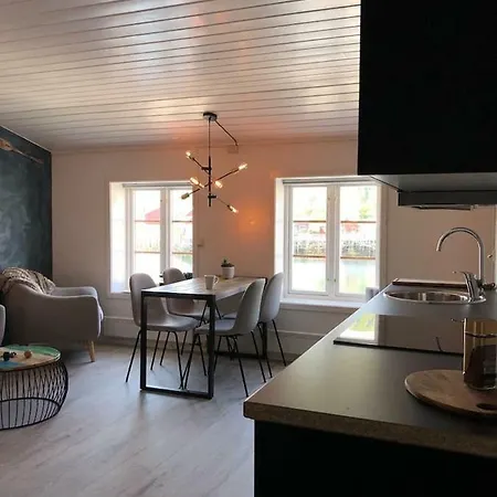 Super Cozy Fisherman Cabin/rorbu At Lofotens Best Spot *
