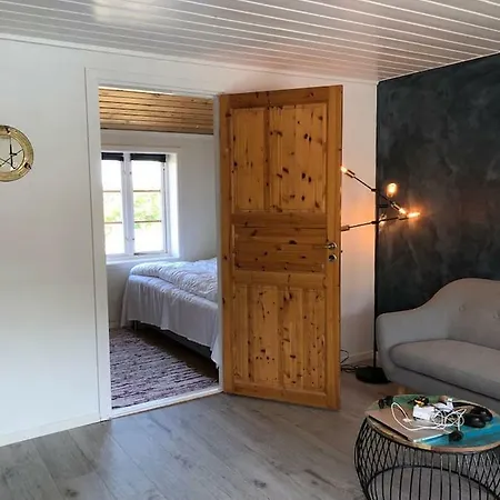 Super Cozy Fisherman Cabin/rorbu At Lofotens Best Spot アパート
